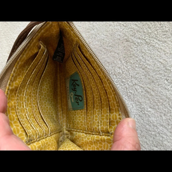 Fossil Key-Per Wristlet Wallet pink and mustard color - Picture 8 of 14